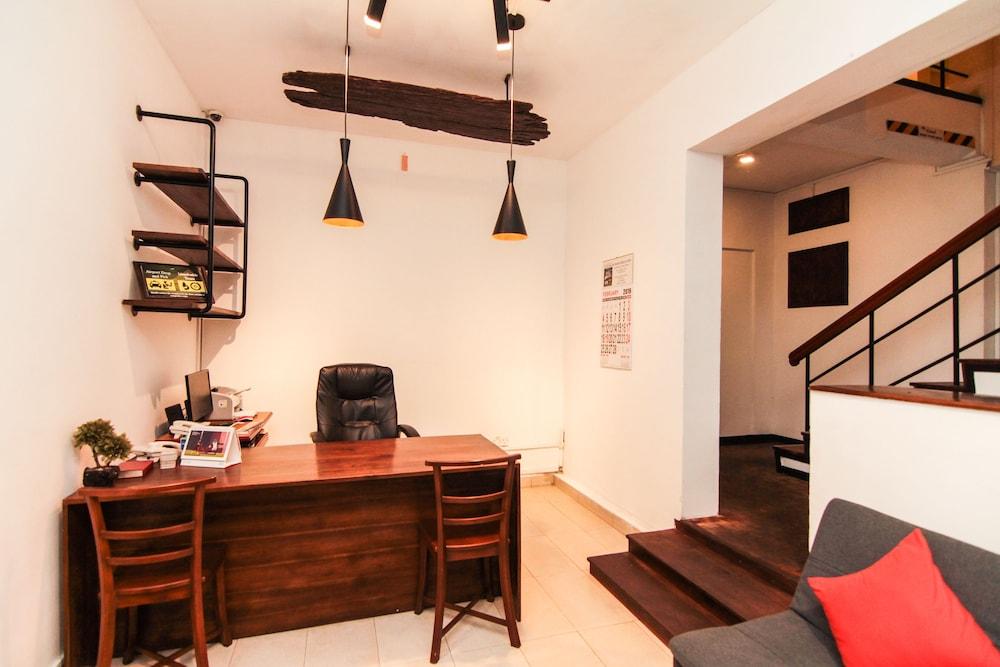 Aca Accommodation كولمبو المظهر الخارجي الصورة