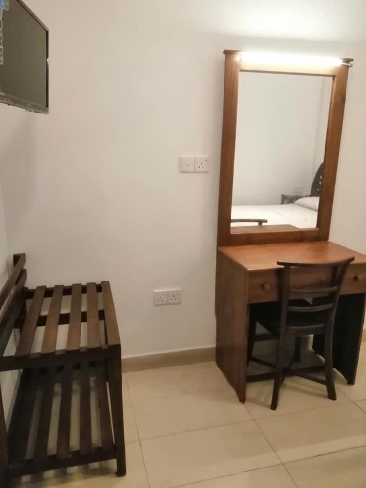 Aca Accommodation كولمبو المظهر الخارجي الصورة