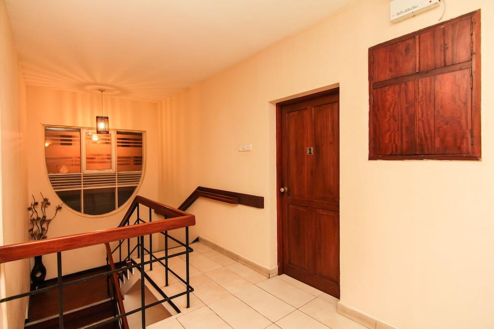 Aca Accommodation كولمبو المظهر الخارجي الصورة